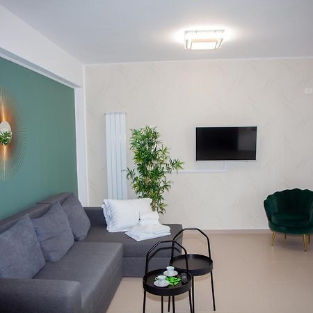 Green Apartament Near The Beach Năvodari Kültér fotó